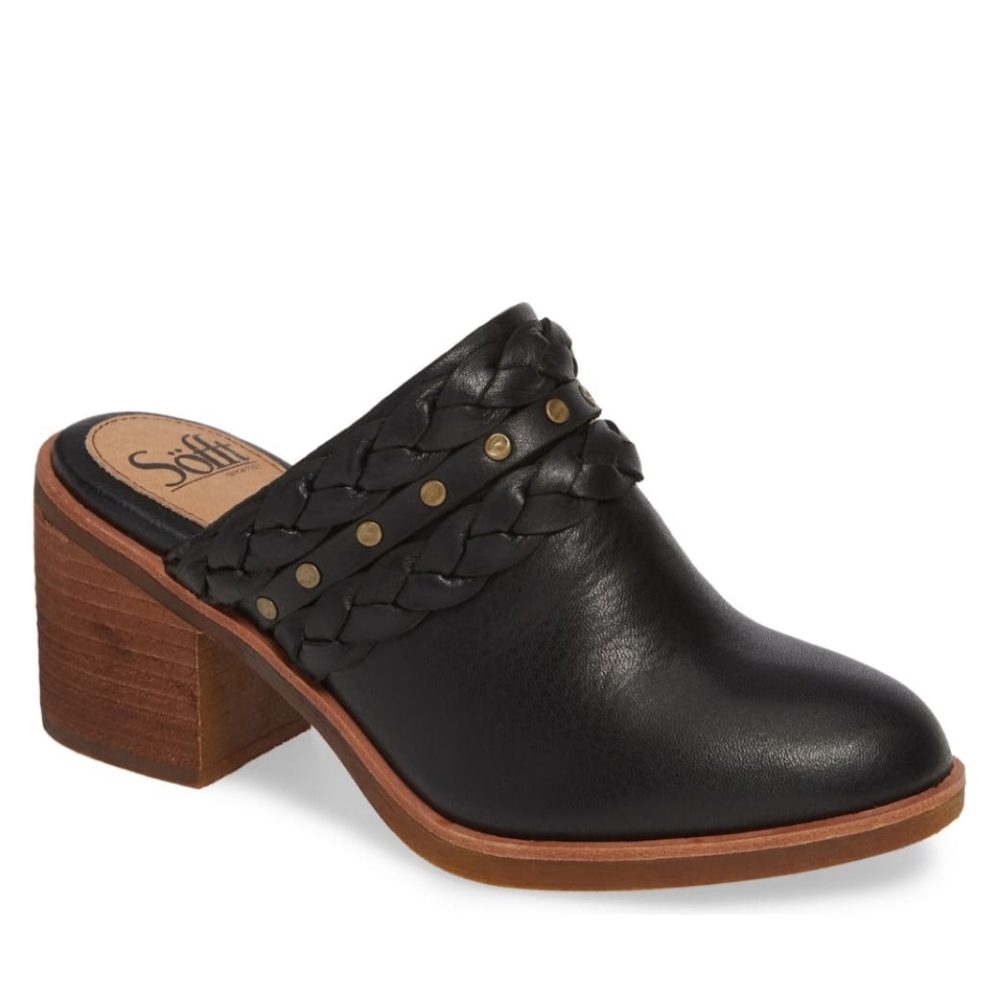 SOFFT BLACK LEATHER STUDDED MULE NIB